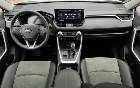 Toyota RAV4, 2025 год, 4 590 000 рублей, 11 фотография