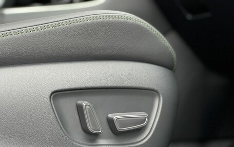 Toyota RAV4, 2025 год, 4 590 000 рублей, 35 фотография