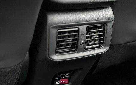 Toyota RAV4, 2025 год, 4 590 000 рублей, 33 фотография