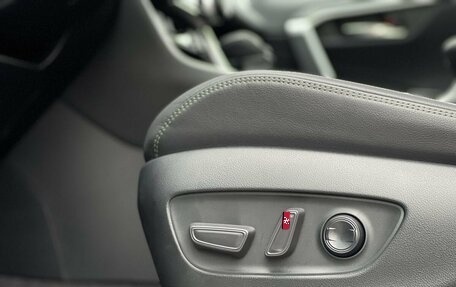 Toyota RAV4, 2025 год, 4 590 000 рублей, 34 фотография