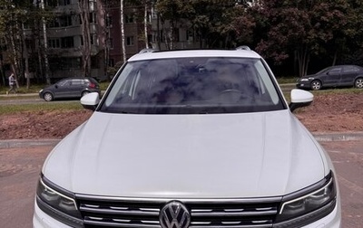 Volkswagen Tiguan II, 2019 год, 2 600 000 рублей, 1 фотография