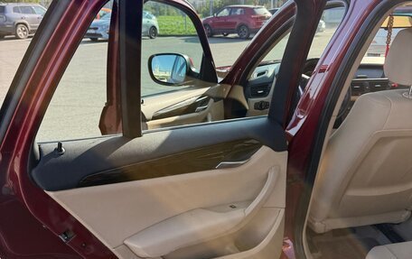 BMW X1, 2011 год, 1 920 000 рублей, 10 фотография