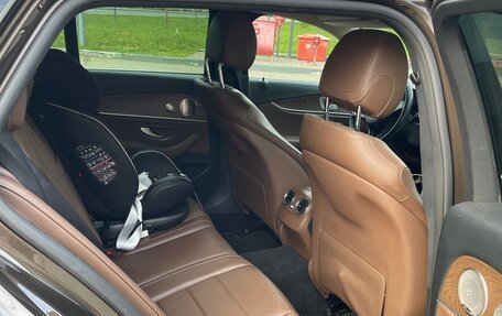 Mercedes-Benz E-Класс, 2017 год, 3 099 000 рублей, 10 фотография