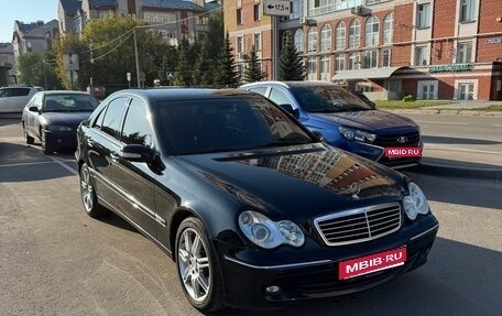 Mercedes-Benz C-Класс, 2006 год, 695 000 рублей, 1 фотография