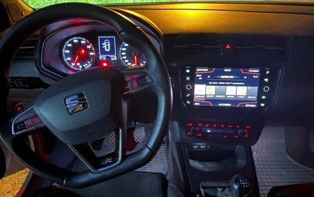 SEAT Arona I, 2018 год, 1 430 000 рублей, 2 фотография