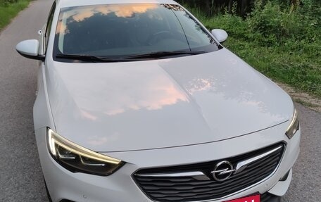 Opel Insignia II рестайлинг, 2020 год, 1 950 000 рублей, 2 фотография