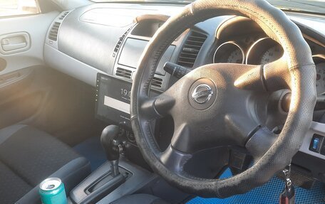 Nissan Wingroad III, 2004 год, 260 000 рублей, 2 фотография