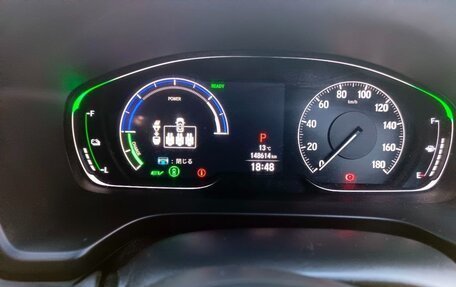 Honda Insight III, 2018 год, 2 290 000 рублей, 6 фотография