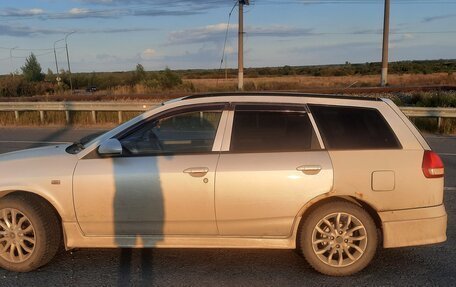 Nissan Wingroad III, 2004 год, 260 000 рублей, 3 фотография
