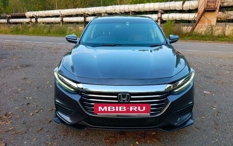 Honda Insight III, 2018 год, 2 290 000 рублей, 2 фотография