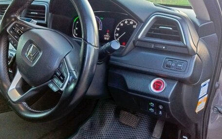 Honda Insight III, 2018 год, 2 290 000 рублей, 7 фотография