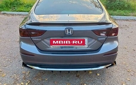 Honda Insight III, 2018 год, 2 290 000 рублей, 12 фотография