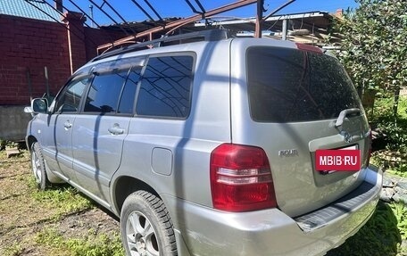 Toyota Kluger I, 2000 год, 1 050 000 рублей, 2 фотография