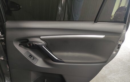 Toyota Verso I, 2013 год, 1 160 000 рублей, 17 фотография