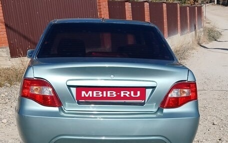 Daewoo Nexia I рестайлинг, 2008 год, 250 000 рублей, 4 фотография