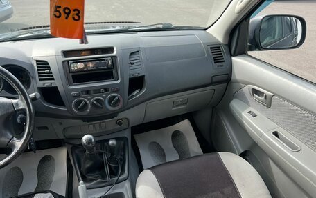 Toyota Hilux VII, 2011 год, 2 129 000 рублей, 14 фотография