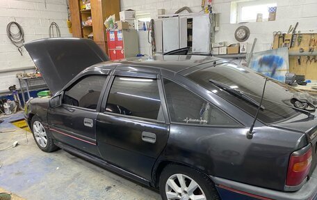 Opel Vectra A, 1993 год, 130 000 рублей, 6 фотография