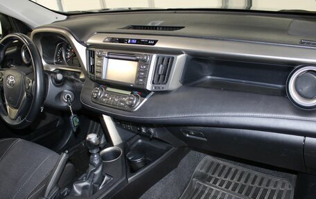 Toyota RAV4, 2013 год, 2 300 000 рублей, 16 фотография