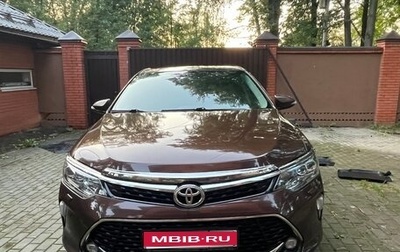 Toyota Camry, 2017 год, 2 000 000 рублей, 1 фотография