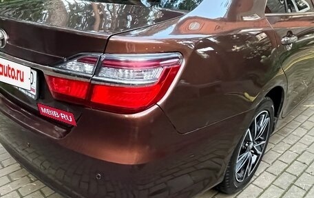 Toyota Camry, 2017 год, 2 000 000 рублей, 15 фотография