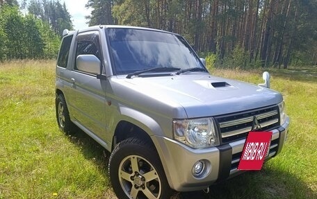 Mitsubishi Pajero Mini II, 2010 год, 899 999 рублей, 2 фотография