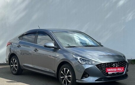 Hyundai Solaris II рестайлинг, 2020 год, 1 650 000 рублей, 3 фотография