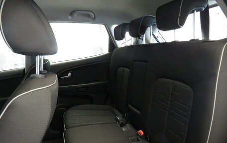 KIA Venga I, 2011 год, 679 000 рублей, 15 фотография