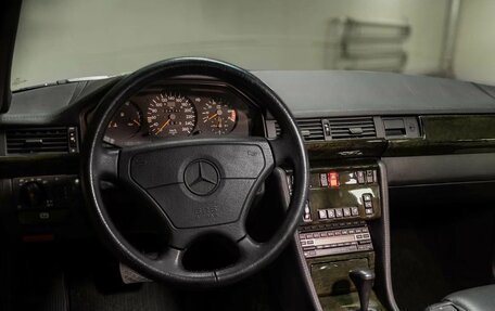 Mercedes-Benz W124, 1992 год, 11 888 888 рублей, 26 фотография