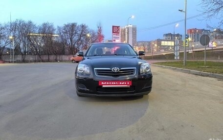 Toyota Avensis III рестайлинг, 2008 год, 800 000 рублей, 2 фотография
