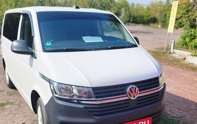 Volkswagen Caravelle T6 рестайлинг, 2019 год, 3 950 000 рублей, 1 фотография