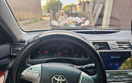 Toyota Camry, 2008 год, 1 050 000 рублей, 2 фотография