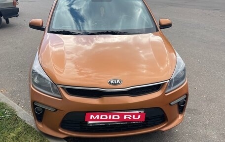 KIA Rio IV, 2018 год, 1 100 000 рублей, 2 фотография