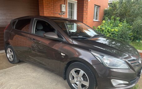 Hyundai Solaris II рестайлинг, 2015 год, 850 000 рублей, 8 фотография