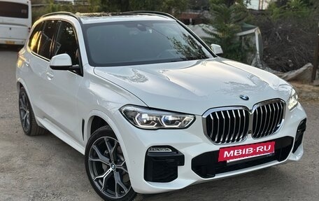 BMW X5, 2019 год, 5 300 000 рублей, 2 фотография