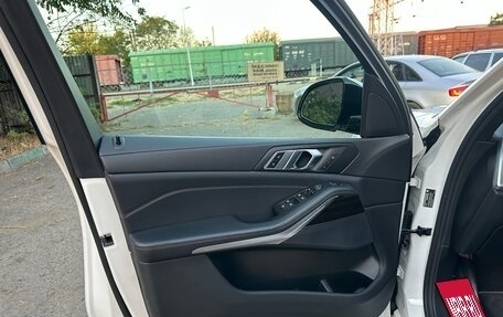 BMW X5, 2019 год, 5 300 000 рублей, 14 фотография