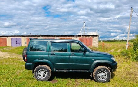 ЛуАЗ Patriot, 2011 год, 590 000 рублей, 3 фотография