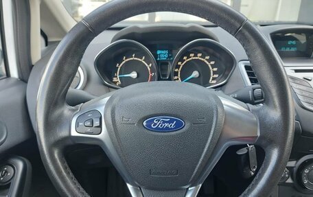 Ford Fiesta, 2017 год, 899 000 рублей, 11 фотография
