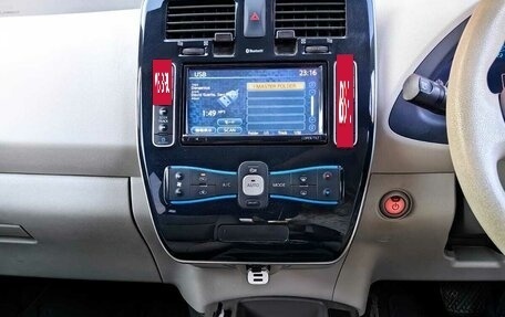 Nissan Leaf I, 2011 год, 640 000 рублей, 8 фотография