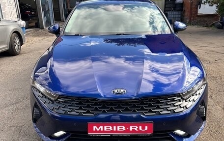 KIA K5, 2021 год, 2 700 000 рублей, 1 фотография