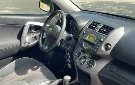 Toyota RAV4, 2008 год, 1 150 000 рублей, 28 фотография