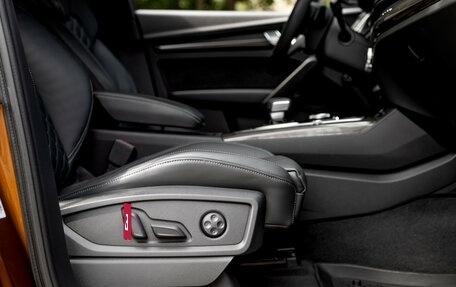 Audi Q5, 2019 год, 5 900 000 рублей, 34 фотография