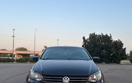 Volkswagen Polo VI (EU Market), 2015 год, 730 000 рублей, 3 фотография