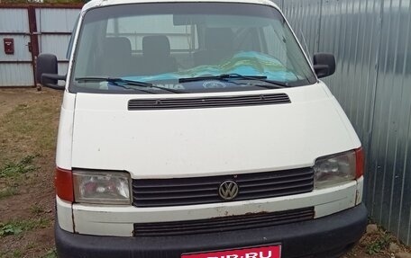 Volkswagen Transporter T4, 1993 год, 350 000 рублей, 1 фотография