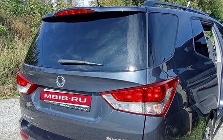 SsangYong Stavic, 2014 год, 1 666 000 рублей, 15 фотография