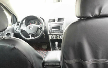 Volkswagen Polo VI (EU Market), 2018 год, 700 000 рублей, 6 фотография