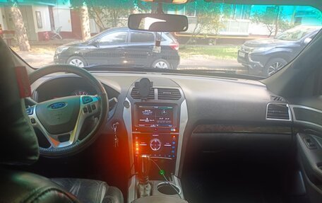Ford Explorer VI, 2012 год, 2 200 000 рублей, 1 фотография