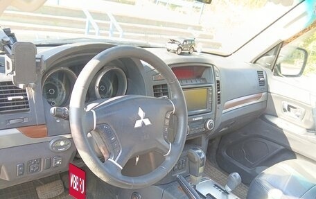 Mitsubishi Pajero IV, 2007 год, 1 300 000 рублей, 9 фотография