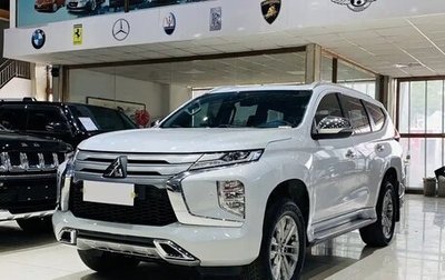 Mitsubishi Pajero Sport III рестайлинг, 2020 год, 2 970 000 рублей, 1 фотография