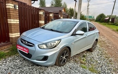 Hyundai Solaris II рестайлинг, 2012 год, 800 000 рублей, 1 фотография