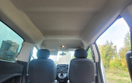 Peugeot Partner II рестайлинг 2, 2011 год, 800 000 рублей, 8 фотография